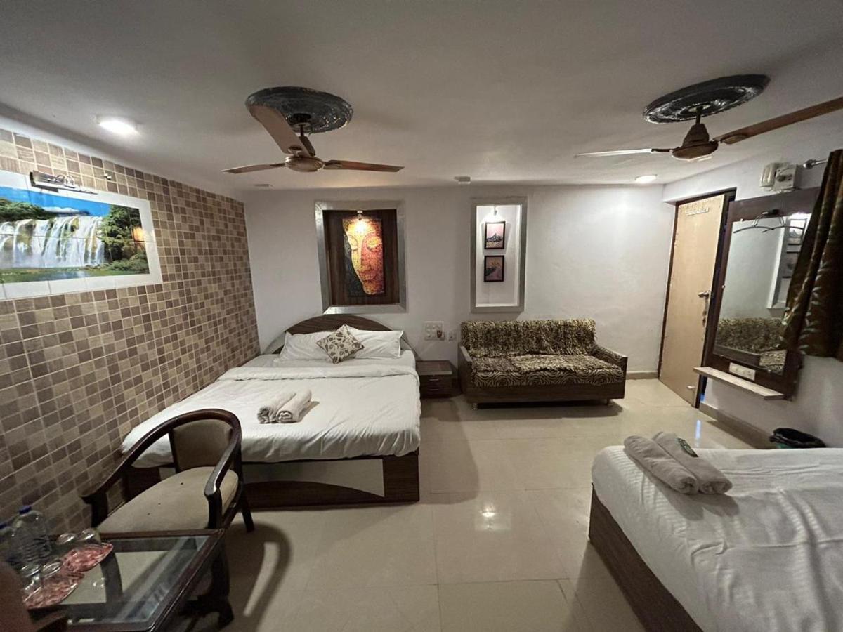 The Peach Tree Rooms Mount Abu Exterior photo