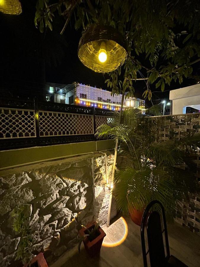 The Peach Tree Rooms Mount Abu Exterior photo